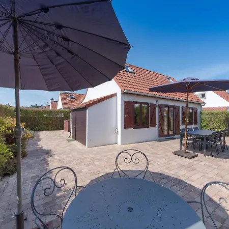Holiday home Vissershuisje 09-04 With Parking By Interhome Bredene
