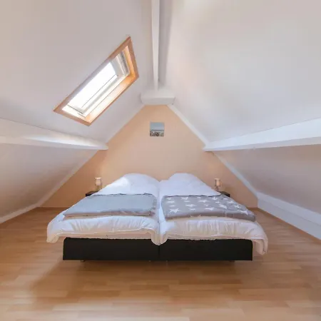 Holiday home Vissershuisje 09-04 With Parking By Interhome Bredene